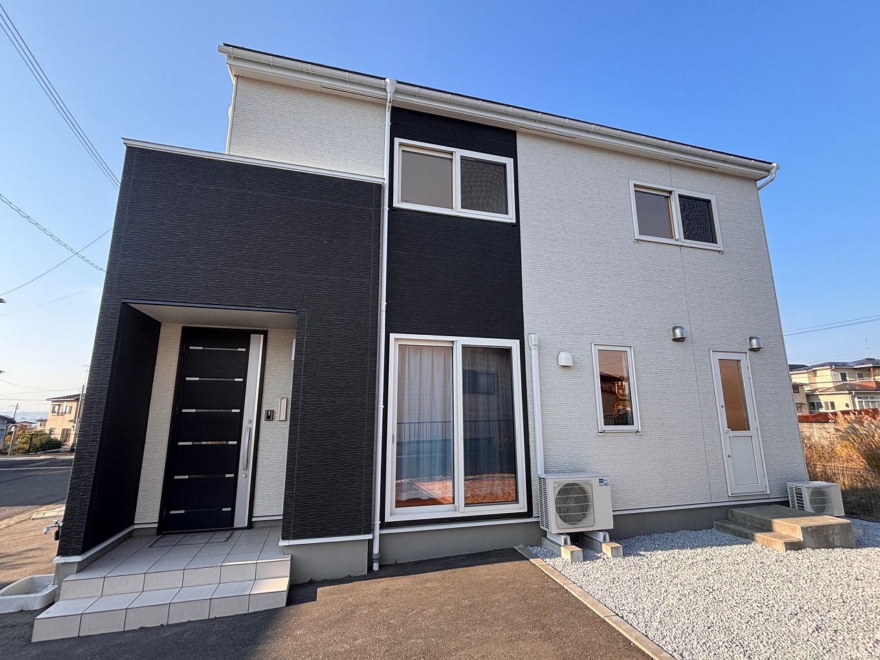 八戸市大字白銀町字栗沢道45-25